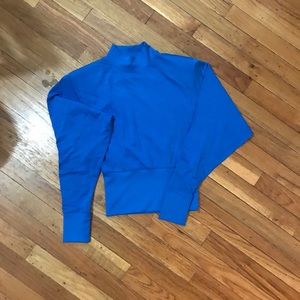 H&M Top with shoulder pads ( worn once)